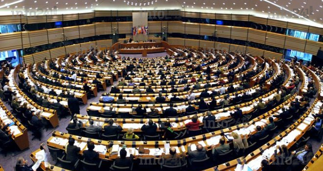 Que contient exactement la résolution finale de l’UE sur le Gabon ?