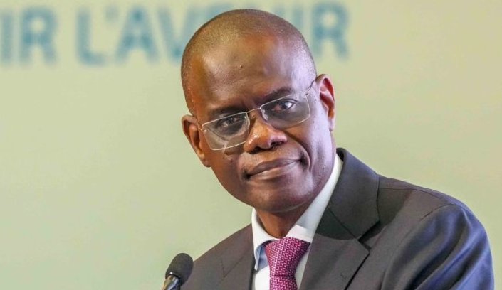Sénégal&nbsp;: Un économiste nommé Premier ministre après le limogeage d’Ousmane Sonko