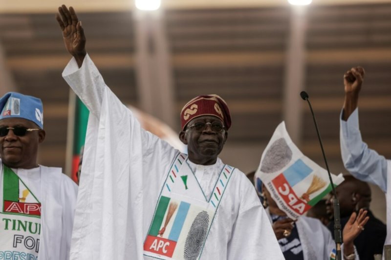 Nigeria&nbsp;: Le parti au pouvoir adoube sans surprise Bola Tinubu pour un second mandat